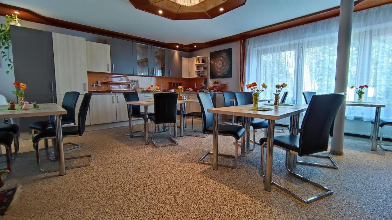 Ferienparadies Gutounik Portschach am Worthersee Bagian luar foto